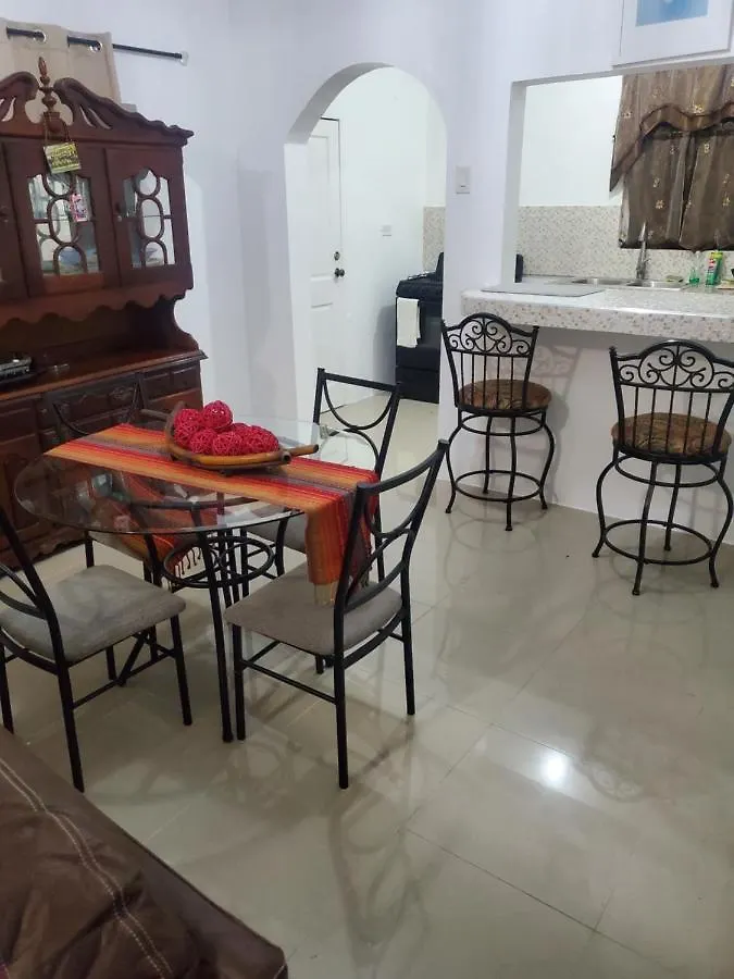 Guest house Comfy Guest Rooms Port Antonio