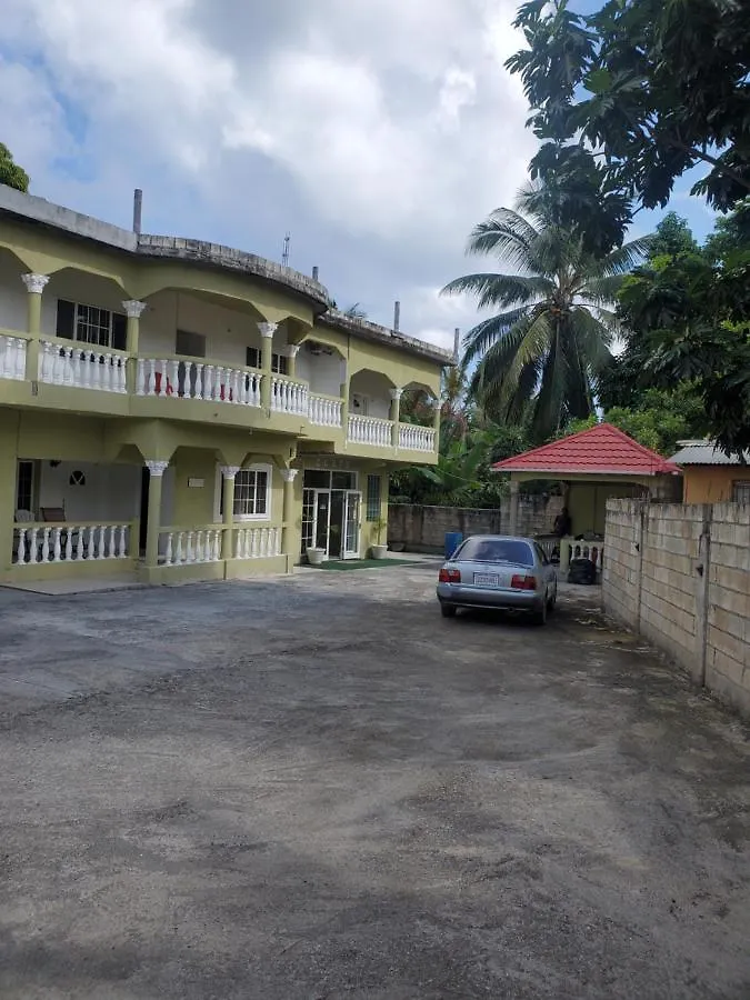 Guest house Comfy Guest Rooms Port Antonio Jamaica
